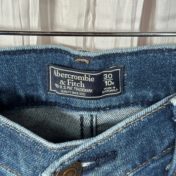 Abercrombie & Fitch Flare High Rise Jeans 30/10 - Picture 4 of 7
